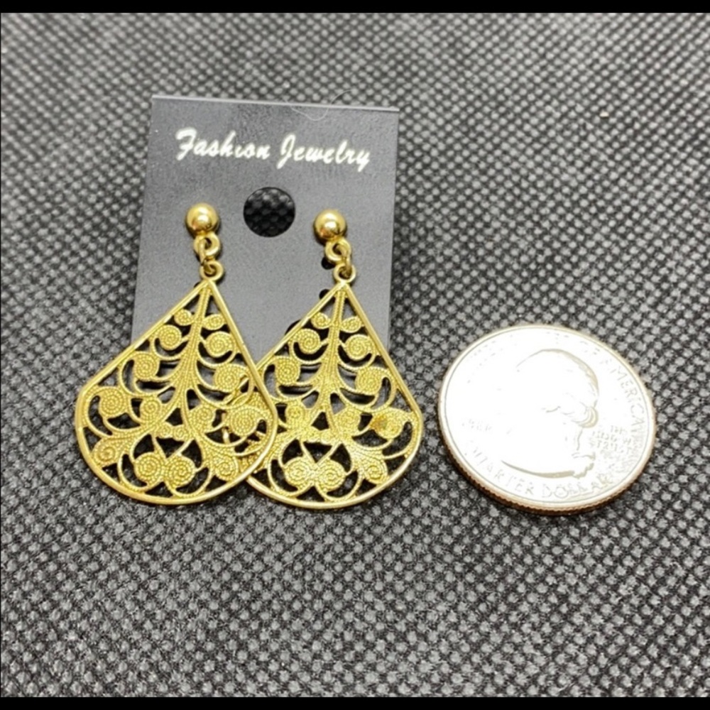 Vintage Filigree 1980’s never worn